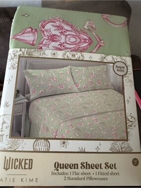 Wicked Queen Sheet Set in Sage Green with Pink Floral